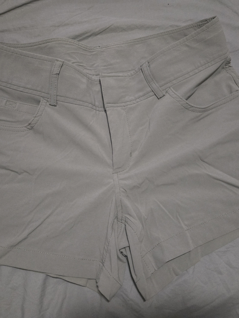 Eddie Bauer Darker Beige . High-Waist Women's Shorts